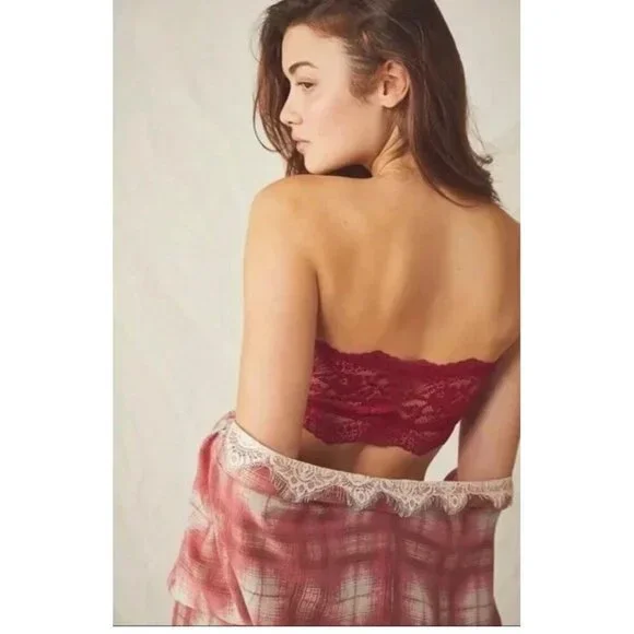 FREE PEOPLE Intimately Lacey Looks Bandeau Burgundy NWT Small - Picture 2 of 8